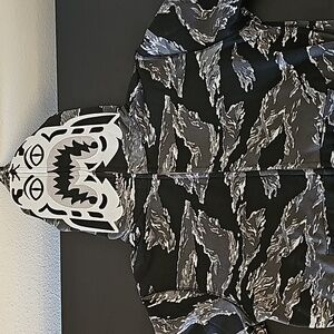 Bape Tiger Camo Hoodie size Large
